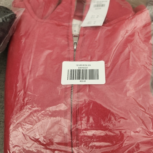 Abercrombie and Fitch Sweatshirt - Picture 3 of 3